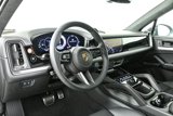 Used 2024 Porsche Cayenne Turbo image 4