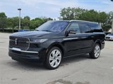 New 2025 Lincoln Navigator L Reserve image 3