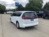 New 2026 Chrysler Pacifica Select image 5