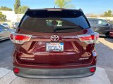 Used 2016 Toyota Highlander XLE image 4