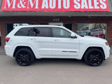 Used 2017 Jeep Grand Cherokee Altitude image 2