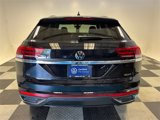 Certified 2022 Volkswagen Atlas Cross Sport SE w/ Panoramic Sunroof Package image 4