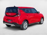 Used 2023 Kia Soul LX w/ LX Technology Package image 5