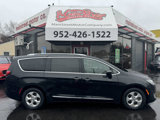 Used 2017 Chrysler Pacifica Touring-L Plus image 6