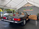 Used 1987 Mercedes-Benz 560 SL image 4