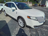 Used 2012 Lincoln MKT AWD image 2