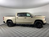 Used 2022 Chevrolet Silverado 1500 LT Trail Boss w/ Convenience Package II image 2