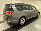 Used 2017 Chrysler Pacifica Touring-L w/ Tire & Wheel Group image 2