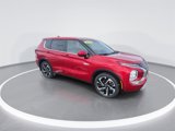 New 2025 Mitsubishi Outlander SE image 2
