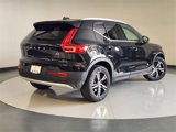 Used 2025 Volvo XC40 B5 Core image 2