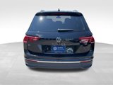 Used 2023 Volkswagen Tiguan SE image 6
