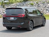 New 2025 Chrysler Pacifica Premium image 5