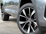 New 2025 Volkswagen Atlas SEL Premium R-Line image 2