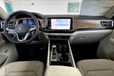 New 2025 Volkswagen Atlas SE image 5