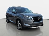New 2025 Nissan Pathfinder Platinum image 3