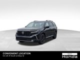 New 2025 Honda Pilot Touring image 3