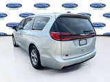 Used 2024 Chrysler Pacifica Limited image 6