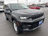 New 2025 Jeep Grand Cherokee Laredo image 3