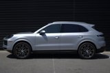 Certified 2024 Porsche Cayenne image 2