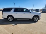 Used 2023 Chevrolet Suburban Premier image 2