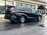 Used 2022 Toyota Sienna XSE image 3