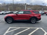 Used 2024 Ford Explorer XLT w/ Equipment Group 202A image 3