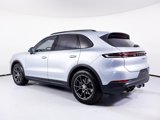 Used 2024 Porsche Cayenne image 3