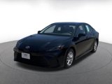 Used 2025 Toyota Camry LE image 5