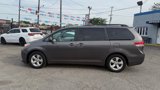 Used 2012 Toyota Sienna LE image 2