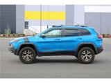 Used 2018 Jeep Cherokee Trailhawk image 2