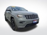 Certified 2022 Jeep Grand Cherokee Laredo X image 2