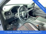 Used 2025 Honda Pilot Black Edition image 3