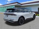 New 2025 Lincoln Nautilus Reserve image 4