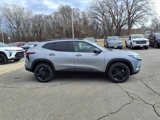 New 2025 Chevrolet Trax ACTIV w/ Sunroof Package image 2