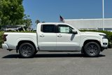 New 2025 Nissan Frontier SV w/ SV Convenience Package image 3