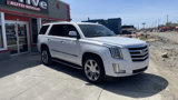 Used 2016 Cadillac Escalade Luxury image 2