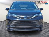 Certified 2025 Toyota Sienna LE image 2