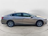 Used 2025 Chevrolet Malibu LT image 2