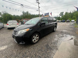 Used 2012 Toyota Sienna LE image 4