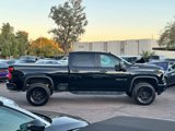 Used 2024 Chevrolet Silverado 2500 ZR2 w/ Technology Package image 2