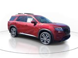 New 2025 Nissan Pathfinder Platinum image 2
