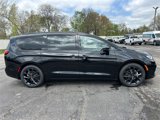 New 2025 Chrysler Pacifica Limited image 5
