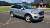 Used 2017 Kia Sorento L image 2