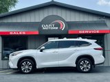 Used 2022 Toyota Highlander XLE image 4