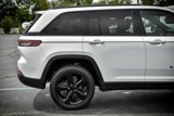 Used 2022 Jeep Grand Cherokee Altitude image 5