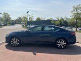 Used 2022 Nissan Altima 2.5 SR image 2