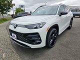 New 2025 Volkswagen Tiguan SE R-Line image 3