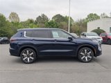 New 2025 Mitsubishi Outlander SE image 2