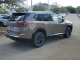 New 2025 Nissan Rogue Platinum image 3