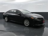 Used 2019 Toyota Camry L image 2